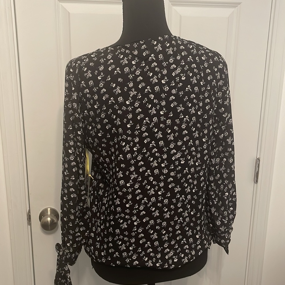 CeCe rich black XS shirt - Picture 4 of 6